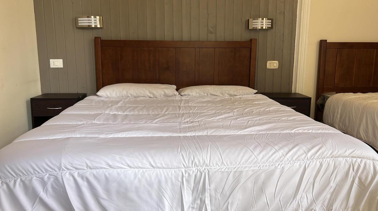 Il Giardino E Gli Affreschi Bed & Breakfast Катания Екстериор снимка