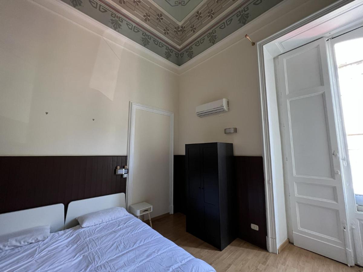 Il Giardino E Gli Affreschi Bed & Breakfast Катания Екстериор снимка