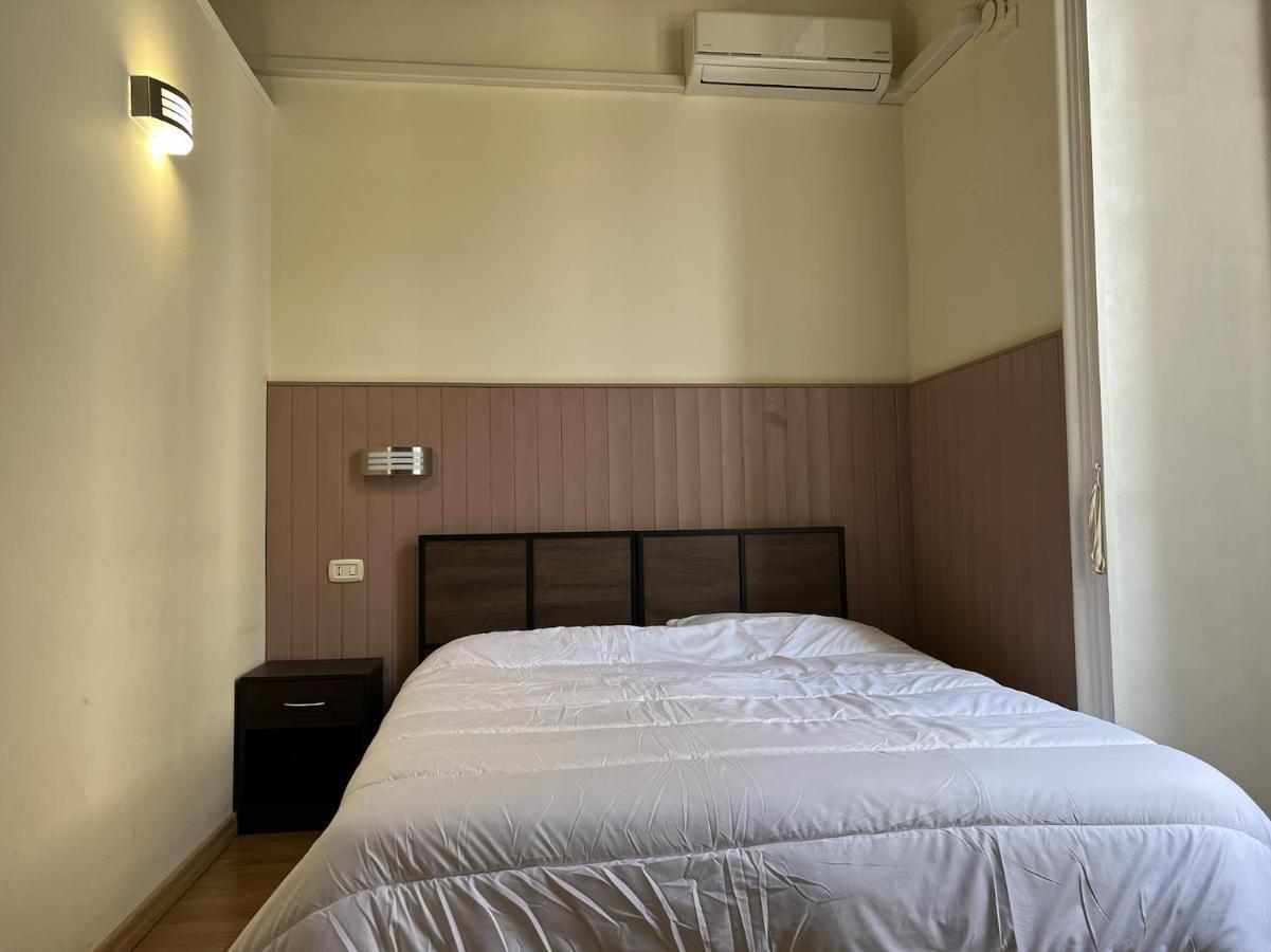 Il Giardino E Gli Affreschi Bed & Breakfast Катания Екстериор снимка