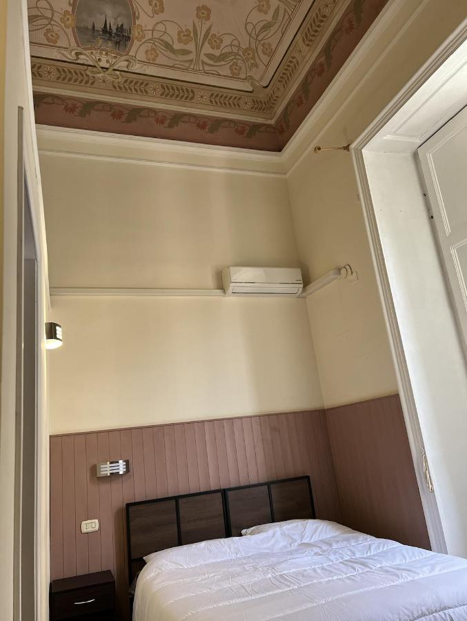 Il Giardino E Gli Affreschi Bed & Breakfast Катания Екстериор снимка
